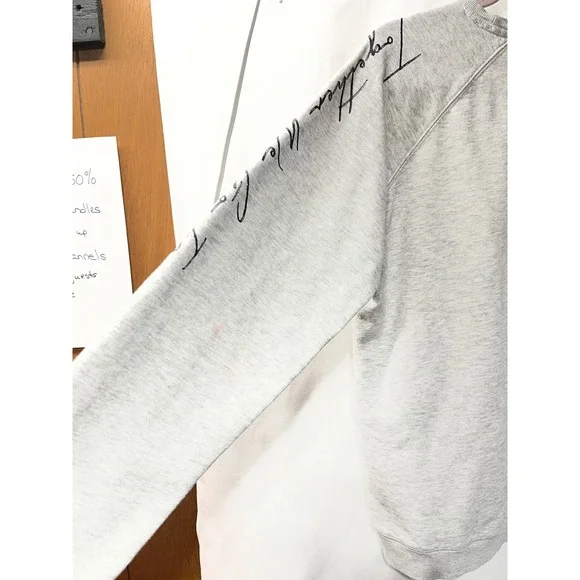 Peloton Womens Heather Grey Gradient Logo Raglan Sweatshirt Size M Together We G - Picture 4 of 4